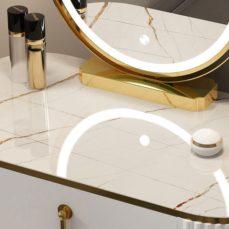 Toaletka Premium z lustrem LED – elegancja, która porządkuje codzienność