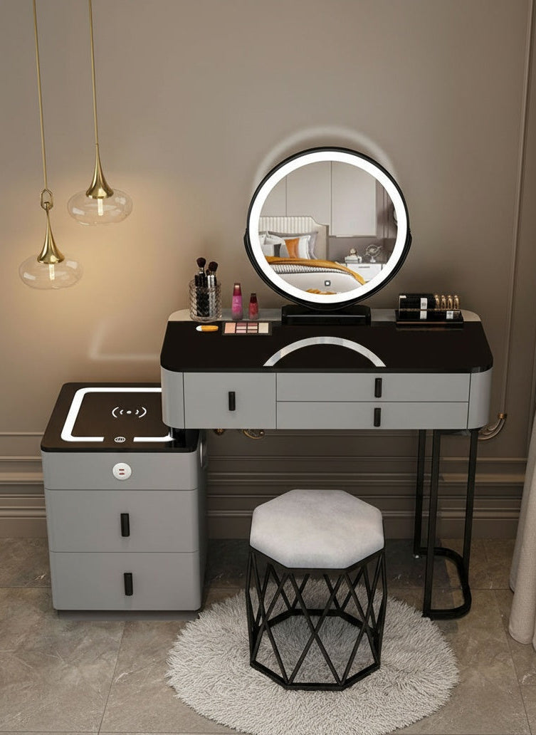 Toaletka 3w1 z LED, ładowaniem bezprzewodowym i głośnikiem Bluetooth